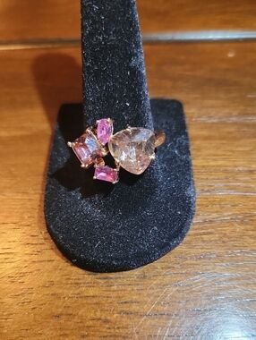 Brand New Elegant Pink and Clear Cubic Zirconia Cluster Ring - Women Jewelry